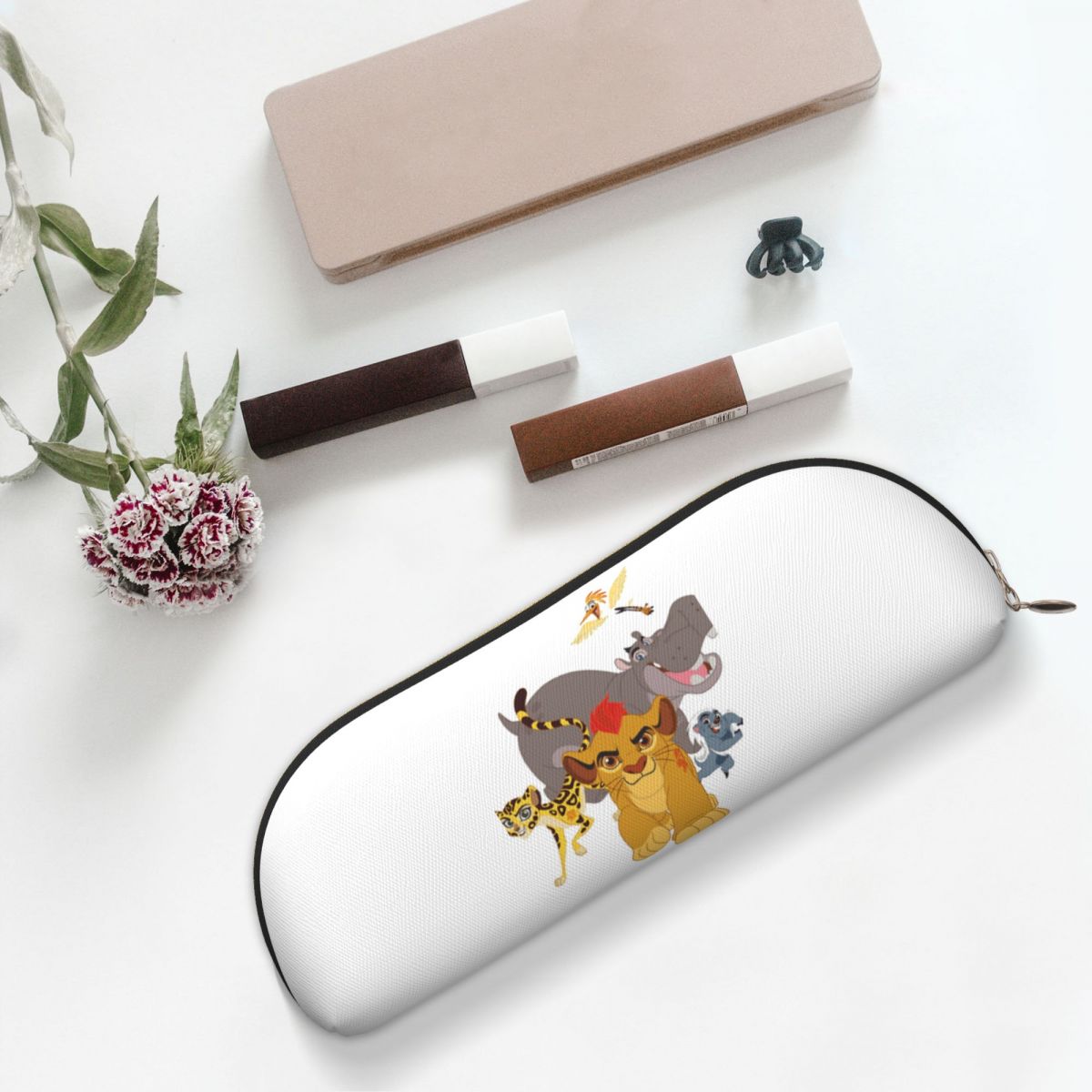 Lion Stationery & Office Supply(Kunshan)Co.Ltd - Lion Guard ดินสอกรณีผู้ถือปากกาเครื่องเขียนขนาดใหญ่ความจุกล่องปากกาดินสอกระเป๋าสําหรับของขวัญนักเรียน
